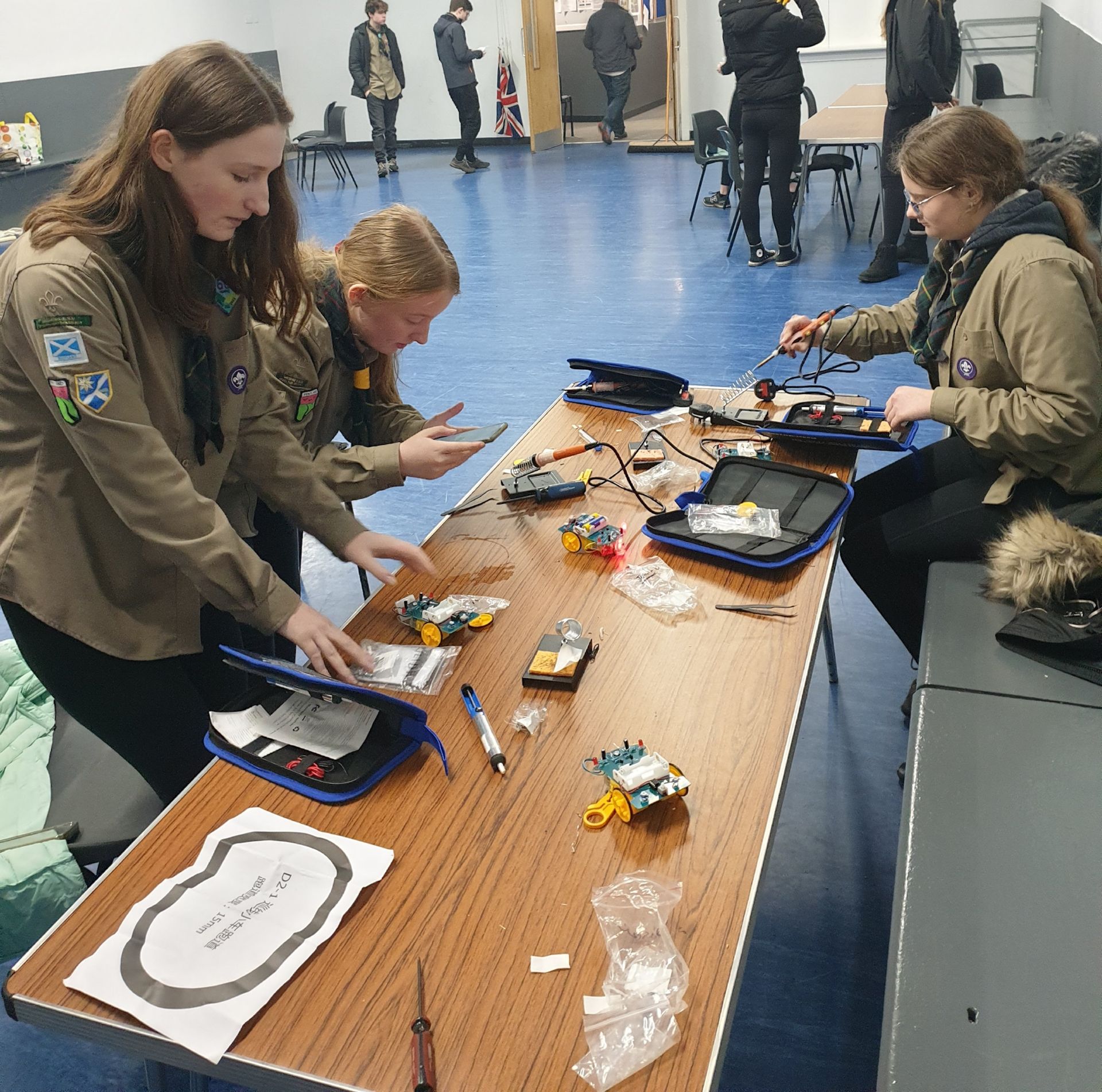 Wildfire Explorers using electronic kits