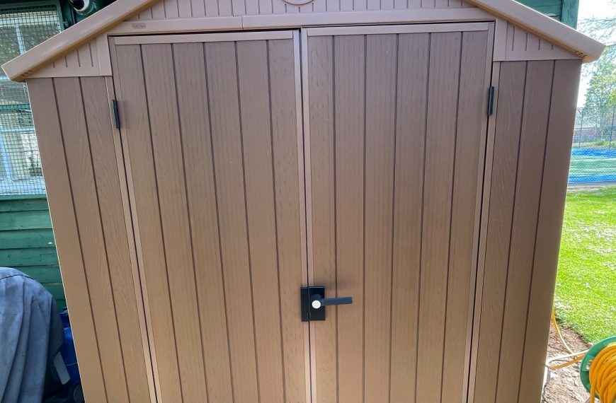 New shed bought by Juniper Green Tennis Club